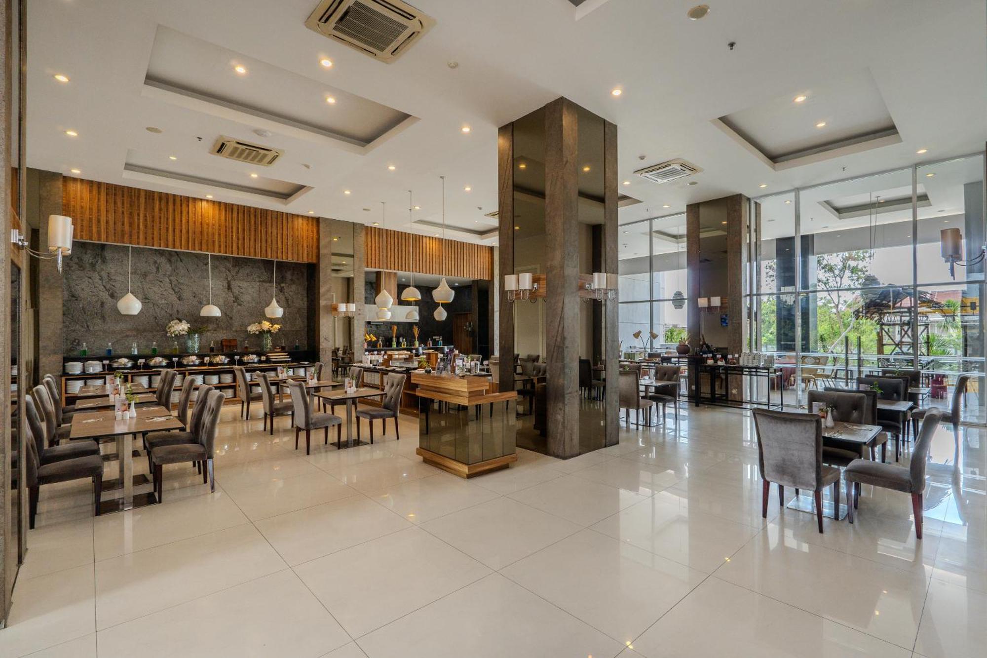 Grand Serela Jogjacarta Exterior foto